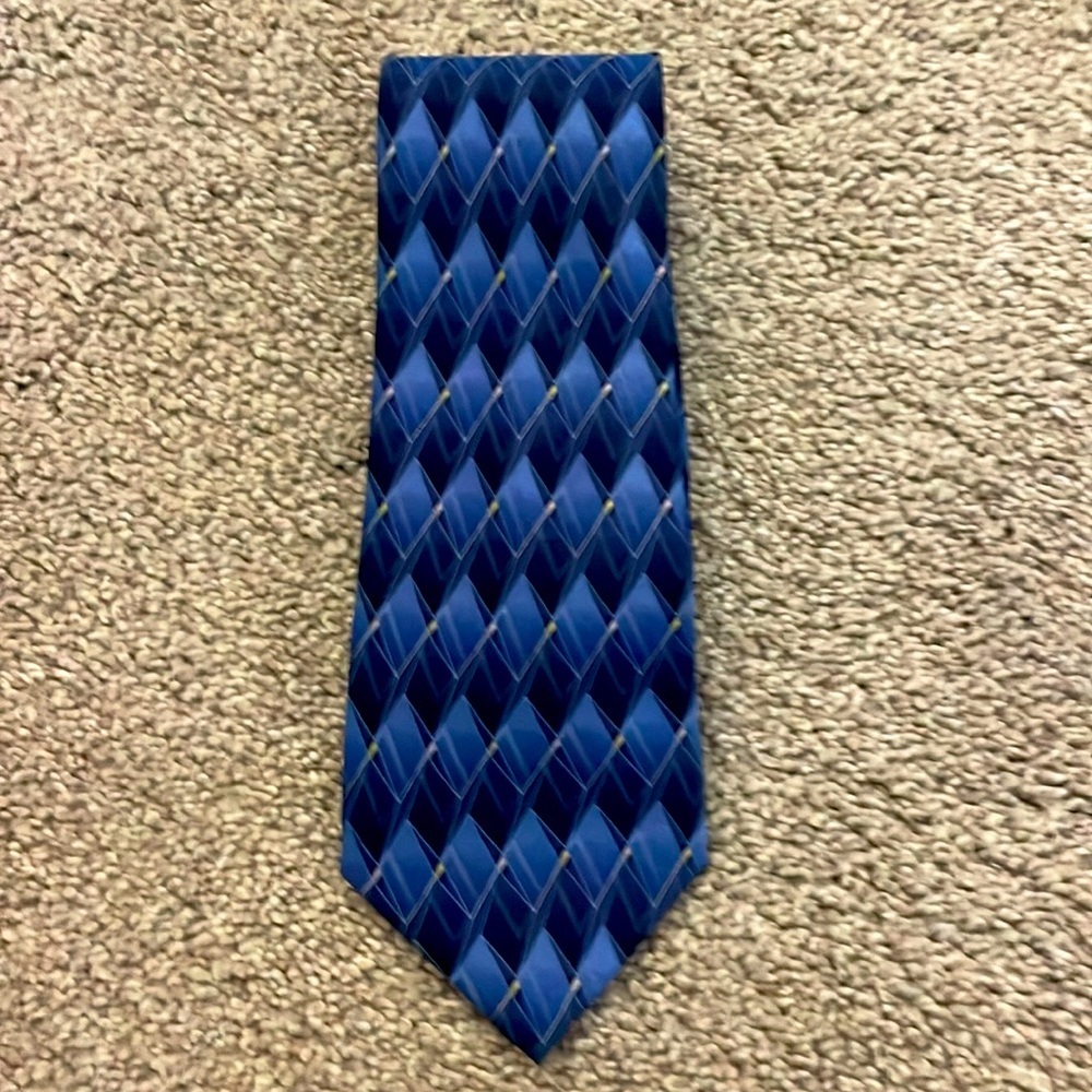 Men's Tie - Picture 2 of 2